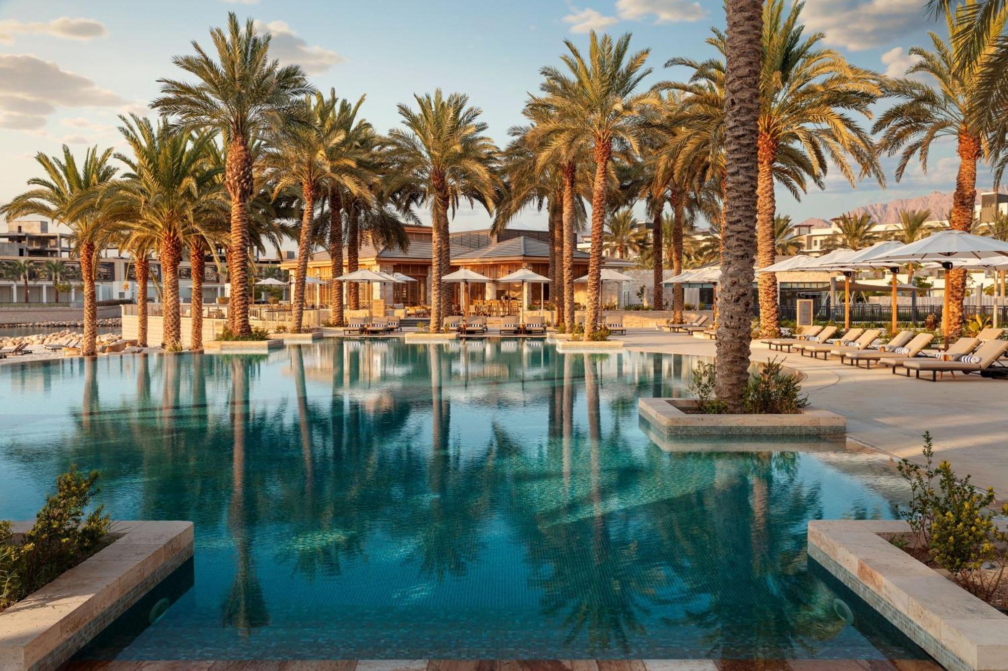 The Westin Saraya Aqaba Resort & Spa Exterior photo