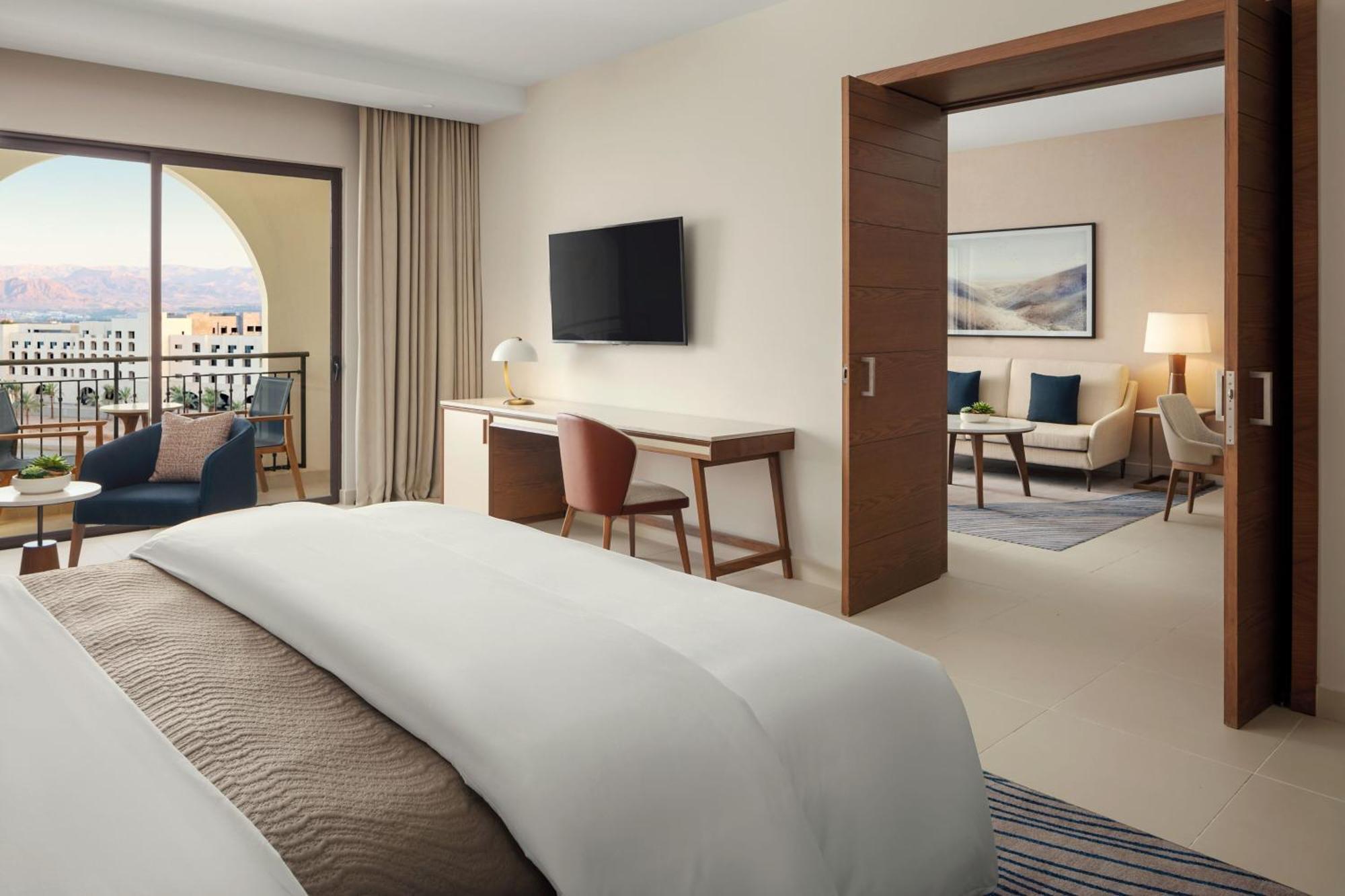 The Westin Saraya Aqaba Resort & Spa Exterior photo