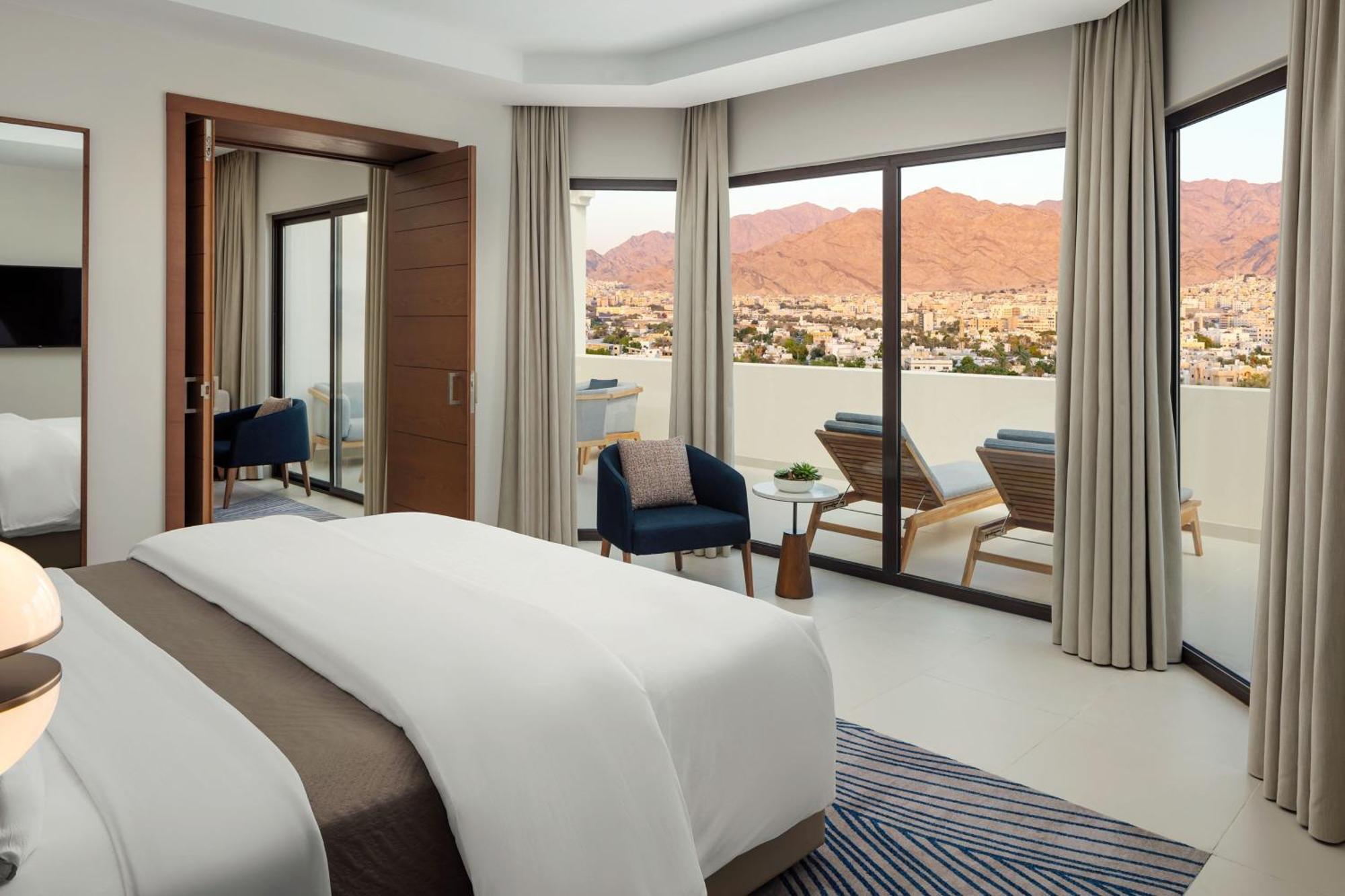 The Westin Saraya Aqaba Resort & Spa Exterior photo