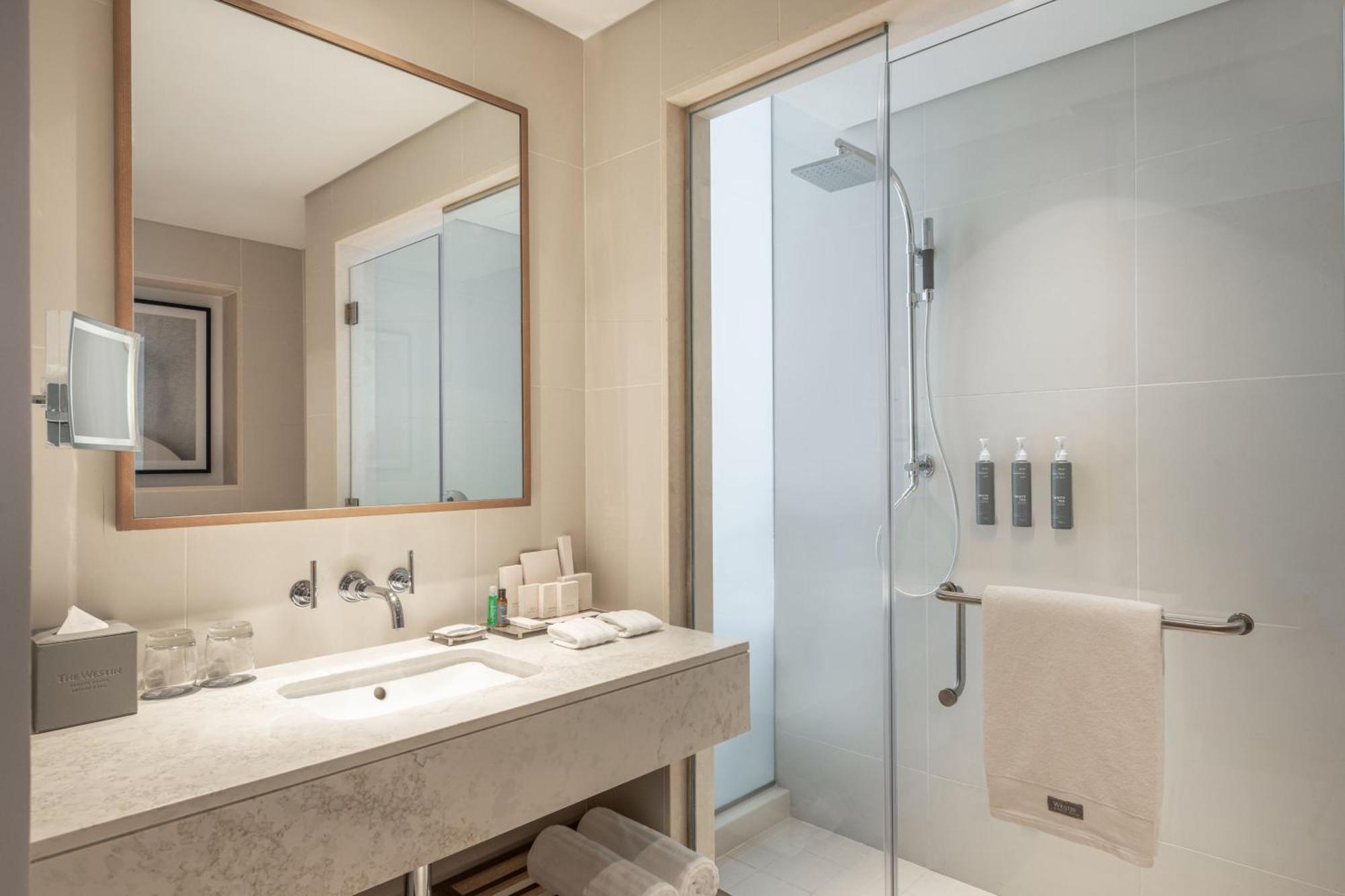 The Westin Saraya Aqaba Resort & Spa Exterior photo